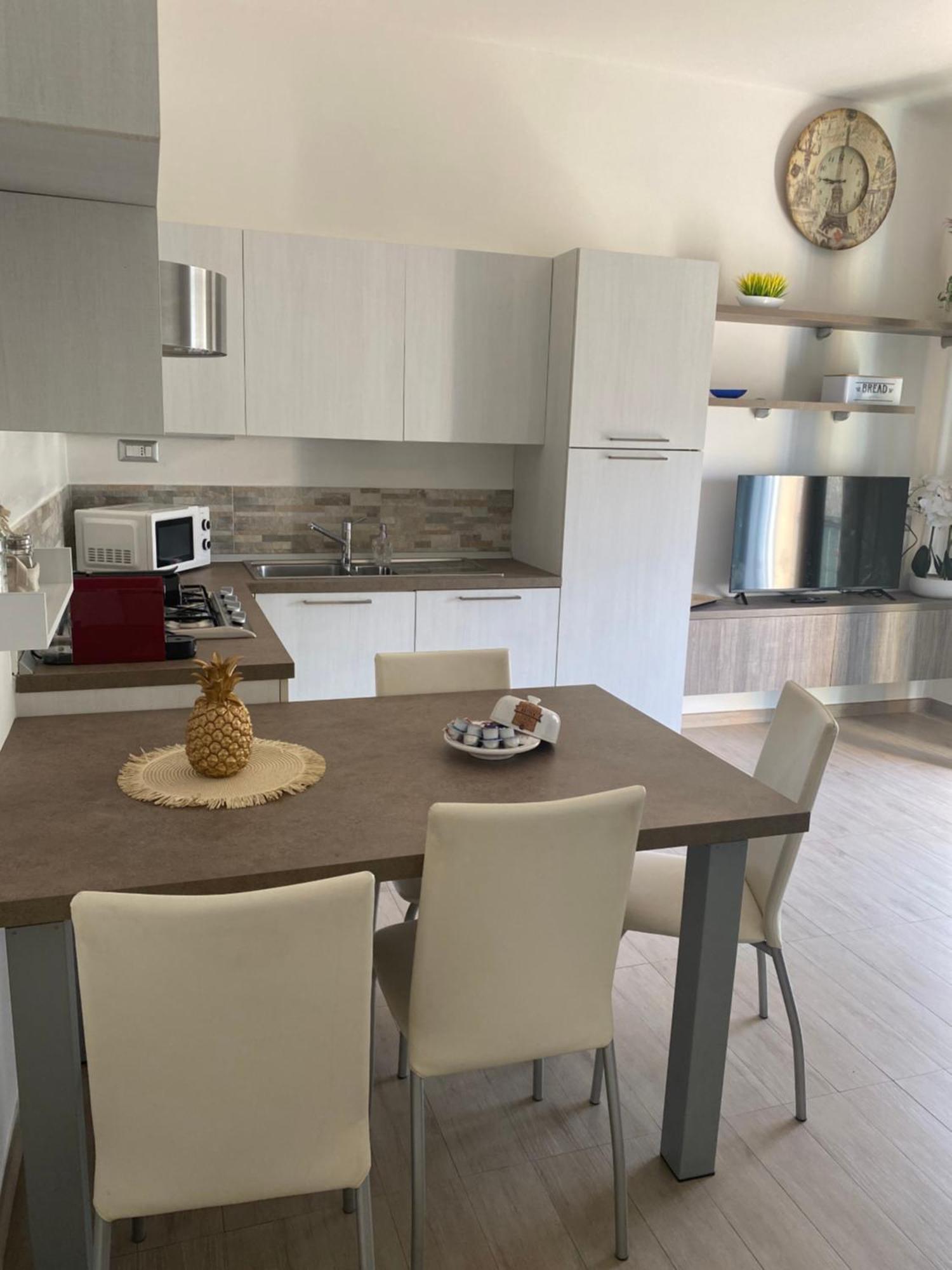 Sweet Home Modena Bagian luar foto