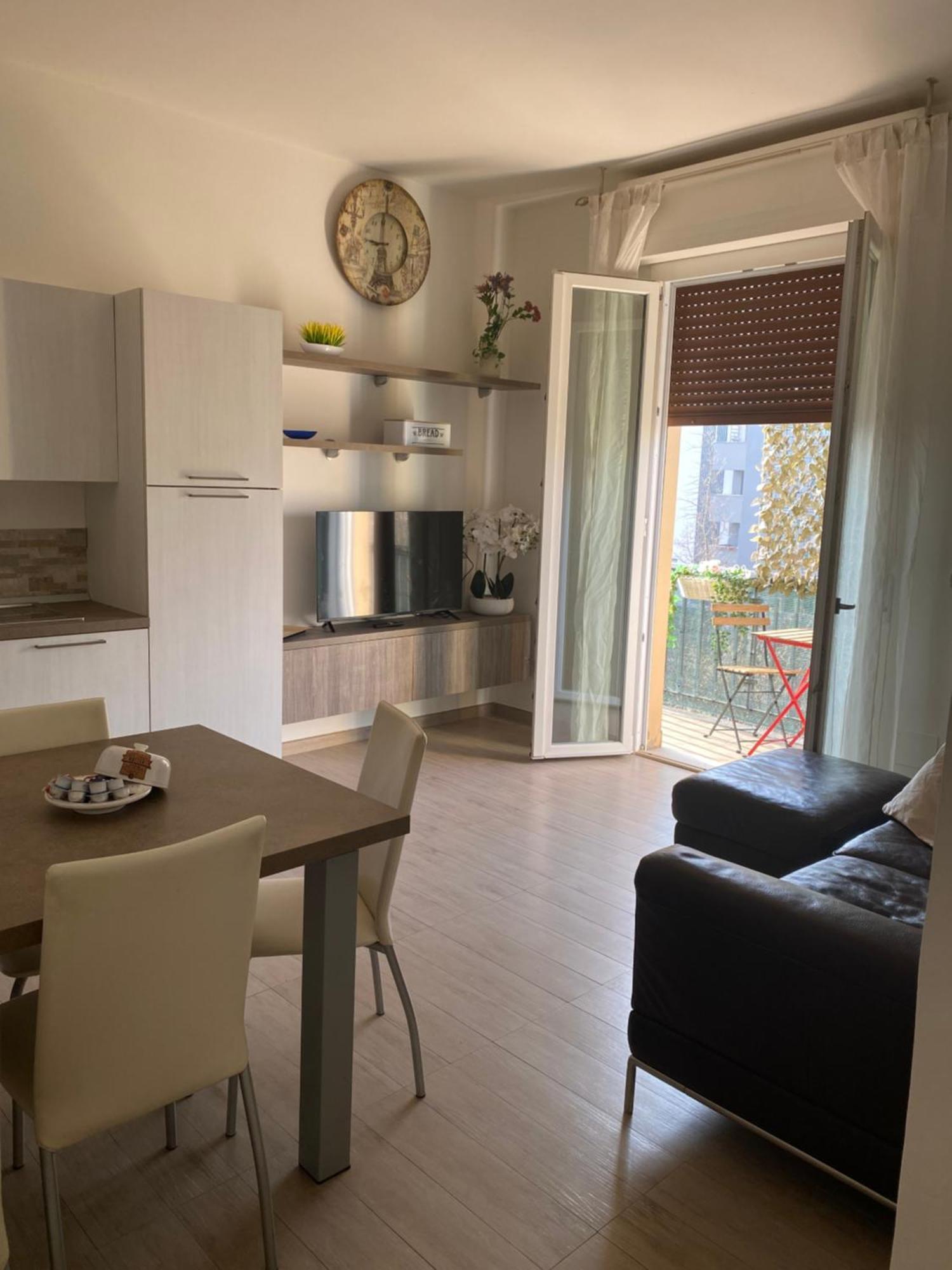 Sweet Home Modena Bagian luar foto